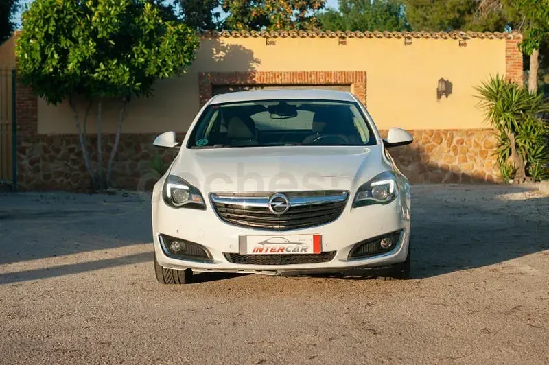 Usado Opel Insignia Business 136 CV (100 kW) 2017 Blanco Berlina
