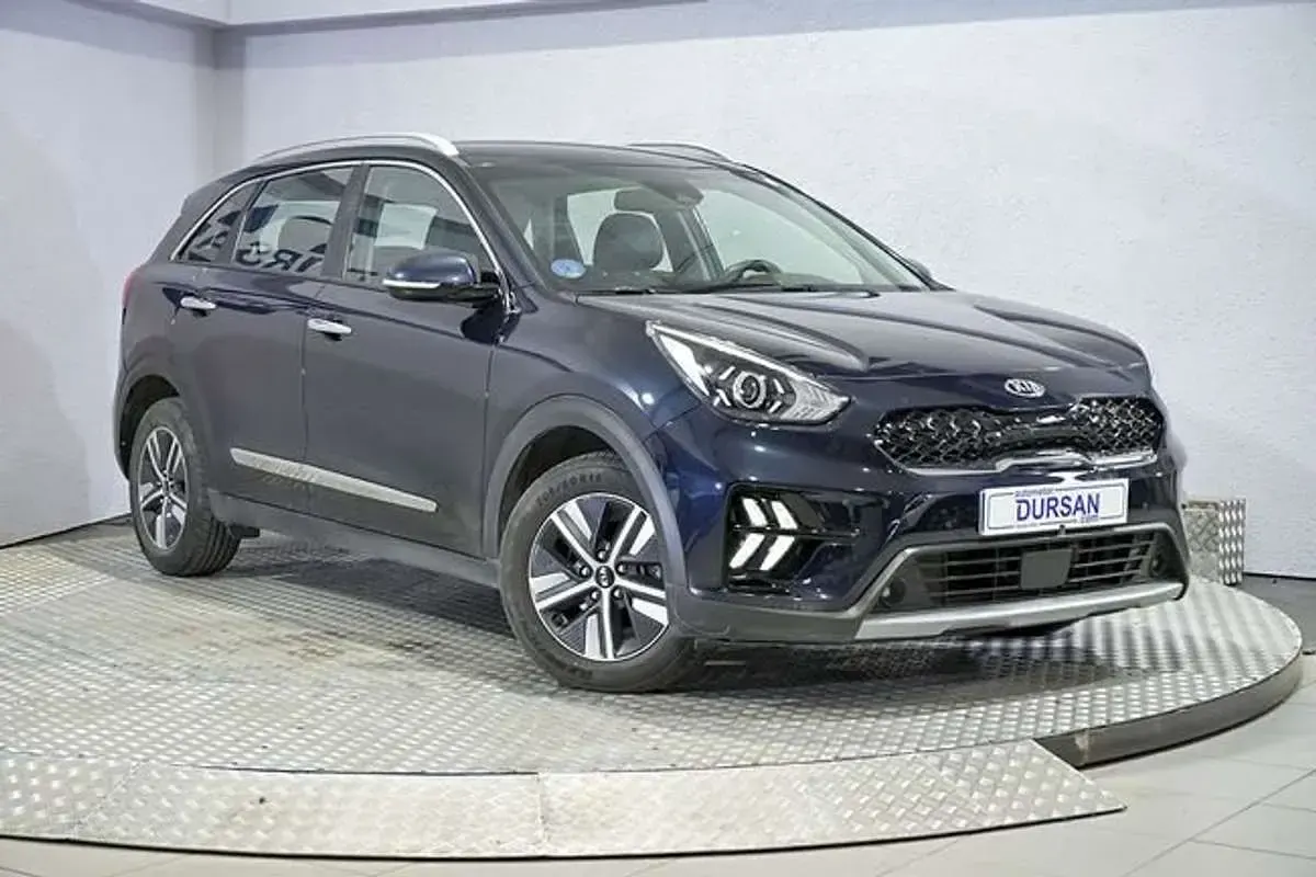 Usado Kia Niro 141 CV (103 kW) 2021 Azul SUV