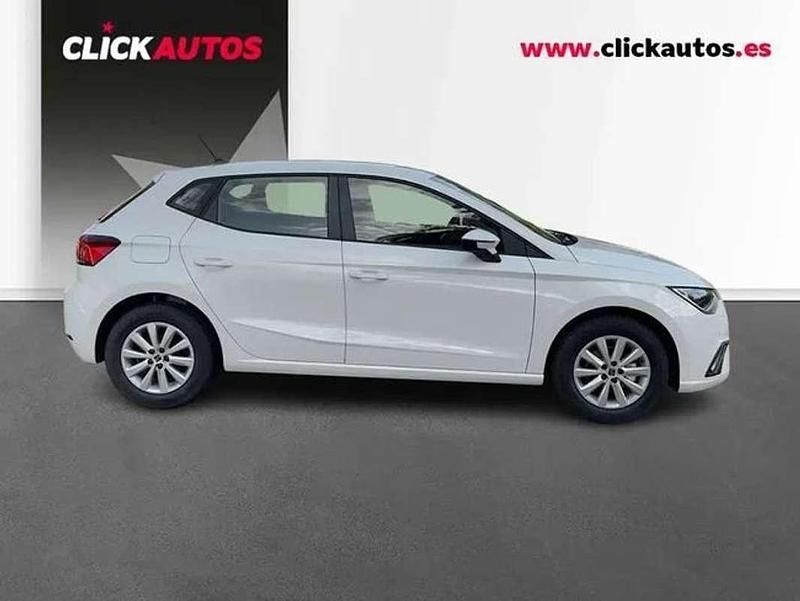 Usado Seat Ibiza Style 90 CV (66 kW) 2025 Blanco Utilitario