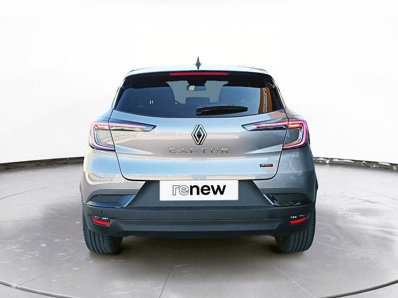Usado Renault Captur Techno 145 CV (106 kW) 2025 Gris SUV