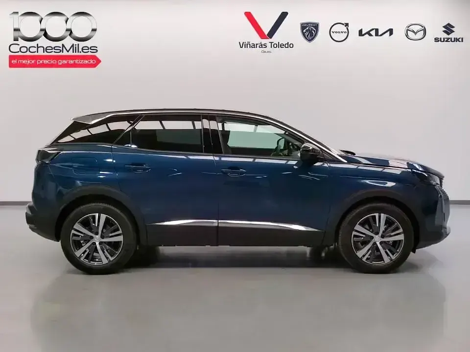 Usado Peugeot 3008 Allure 130 CV (95 kW) 2023 Azul SUV