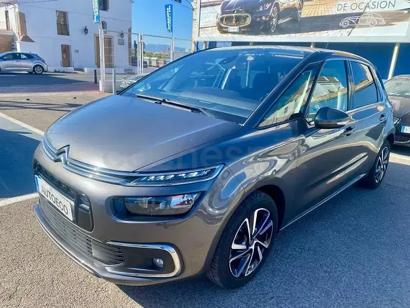 Usado Citroën C4 Picasso Shine 120 CV (88 kW) 2018 Gris / plata Monovolumen