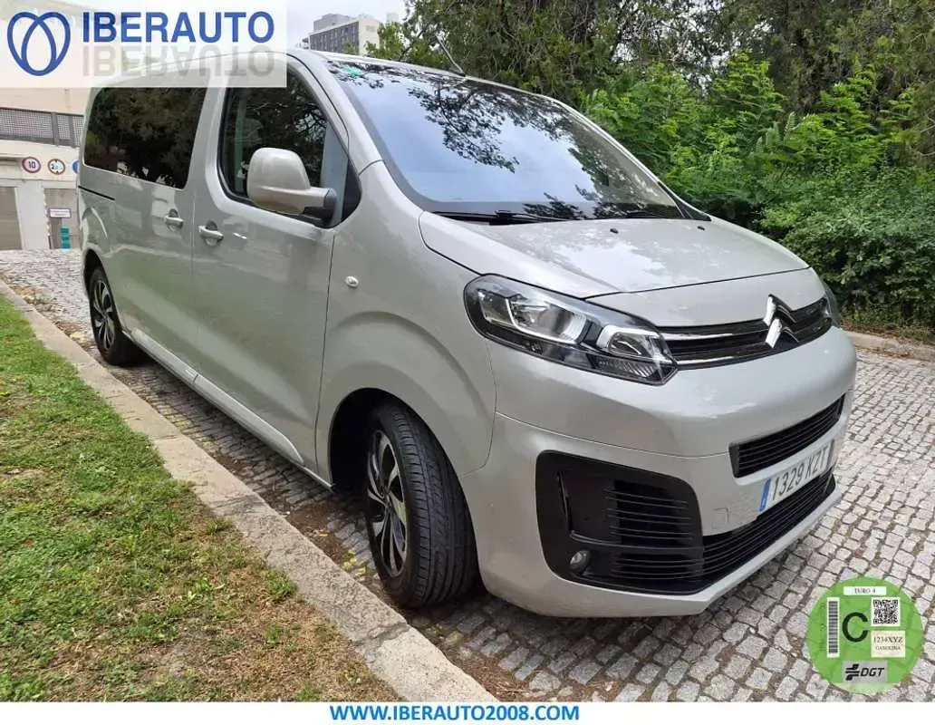 Usado Citroën Spacetourer Feel 150 CV (110 kW) 2019 Gris Monovolumen