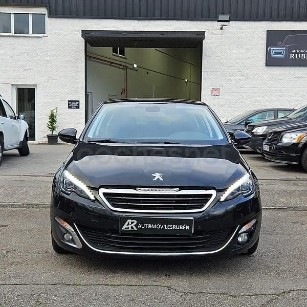 Usado Peugeot 308 Allure 120 CV (88 kW) 2017 Negro Berlina