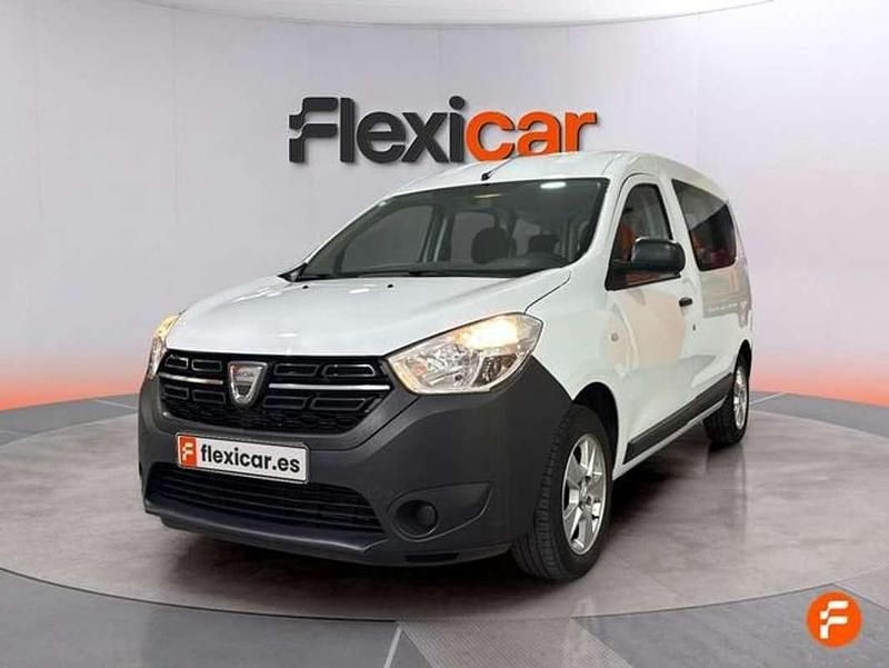 Usado Dacia Dokker Acces 102 CV (75 kW) 2020 Blanco Monovolumen
