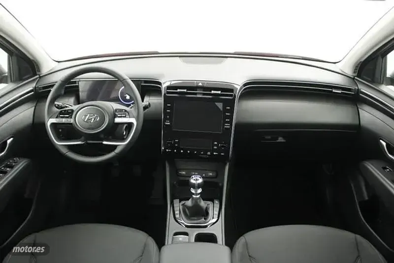 Nuevo Hyundai Tucson 150 CV (110 kW) 2025 Rojo SUV