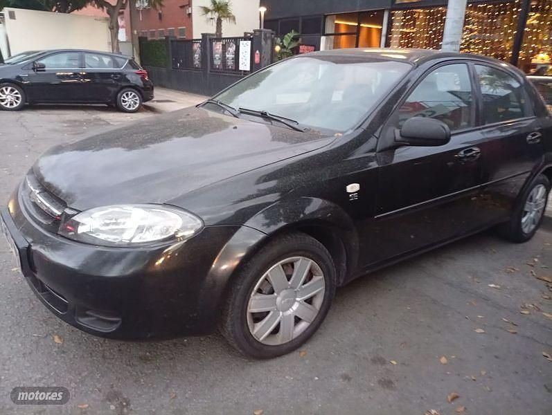 Usado Chevrolet Lacetti 94 CV (69 kW) 2005 Negro