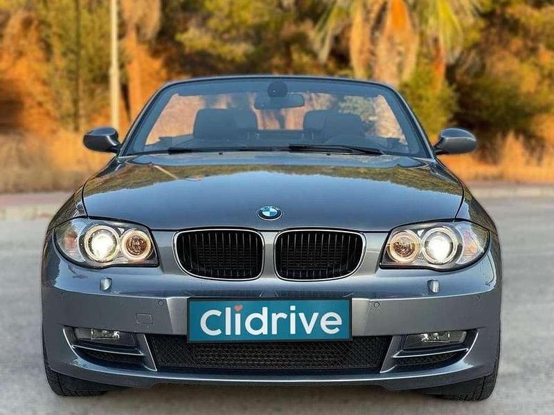Usado BMW 118 Cabriolet 143 CV (105 kW) 2009 Gris Descapotable