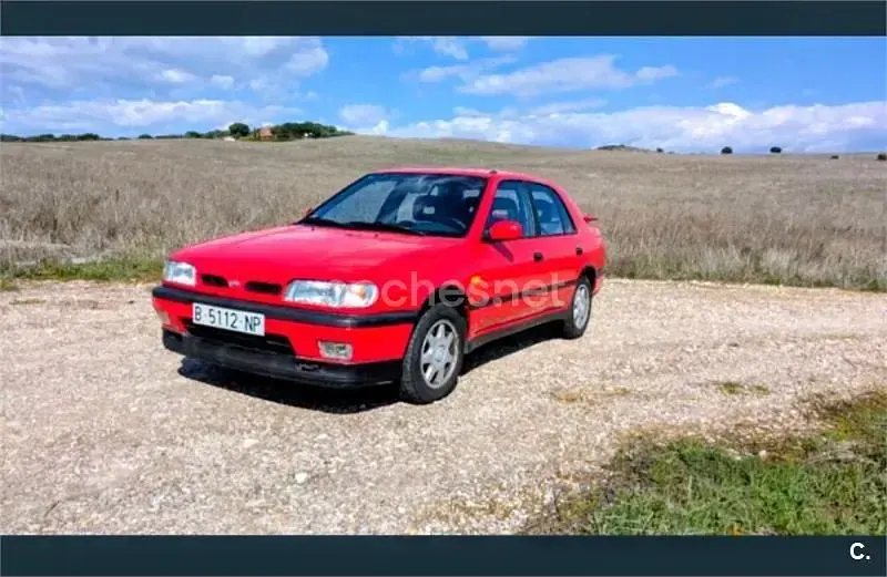 Usado Nissan Sunny 143 CV (105 kW) 1992 Rojo Berlina