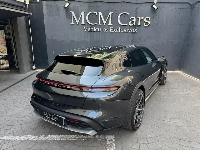 Usado Porsche Taycan 4S Sport Turismo 419 kW (571 CV) 2021 Gris Berlina