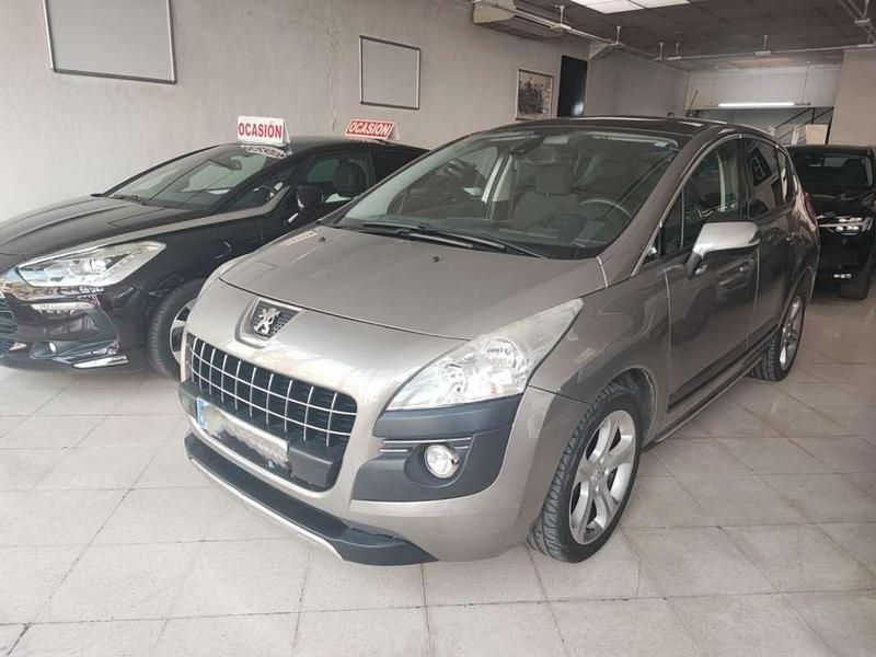 Usado Peugeot 3008 Style 114 CV (83 kW) 2013 Gris Familiar