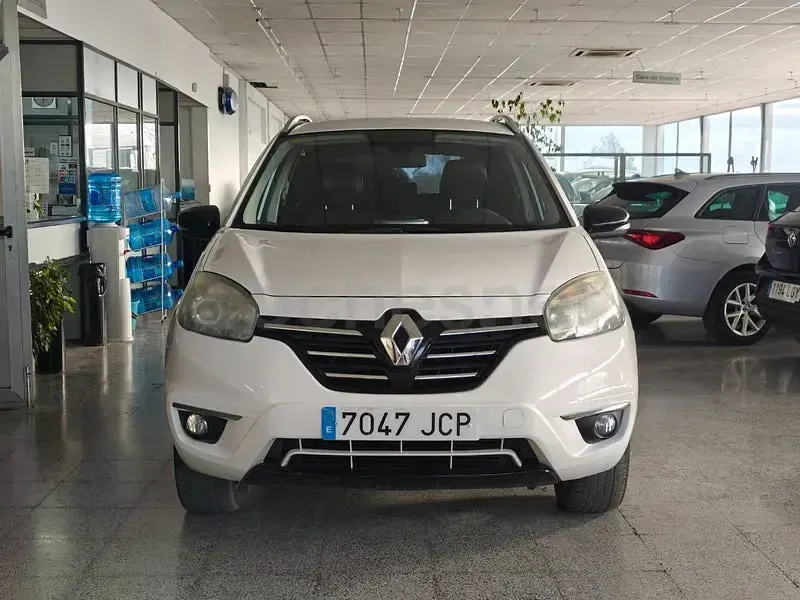 Usado Renault Koleos Expression 150 CV (110 kW) 2015 Blanco SUV