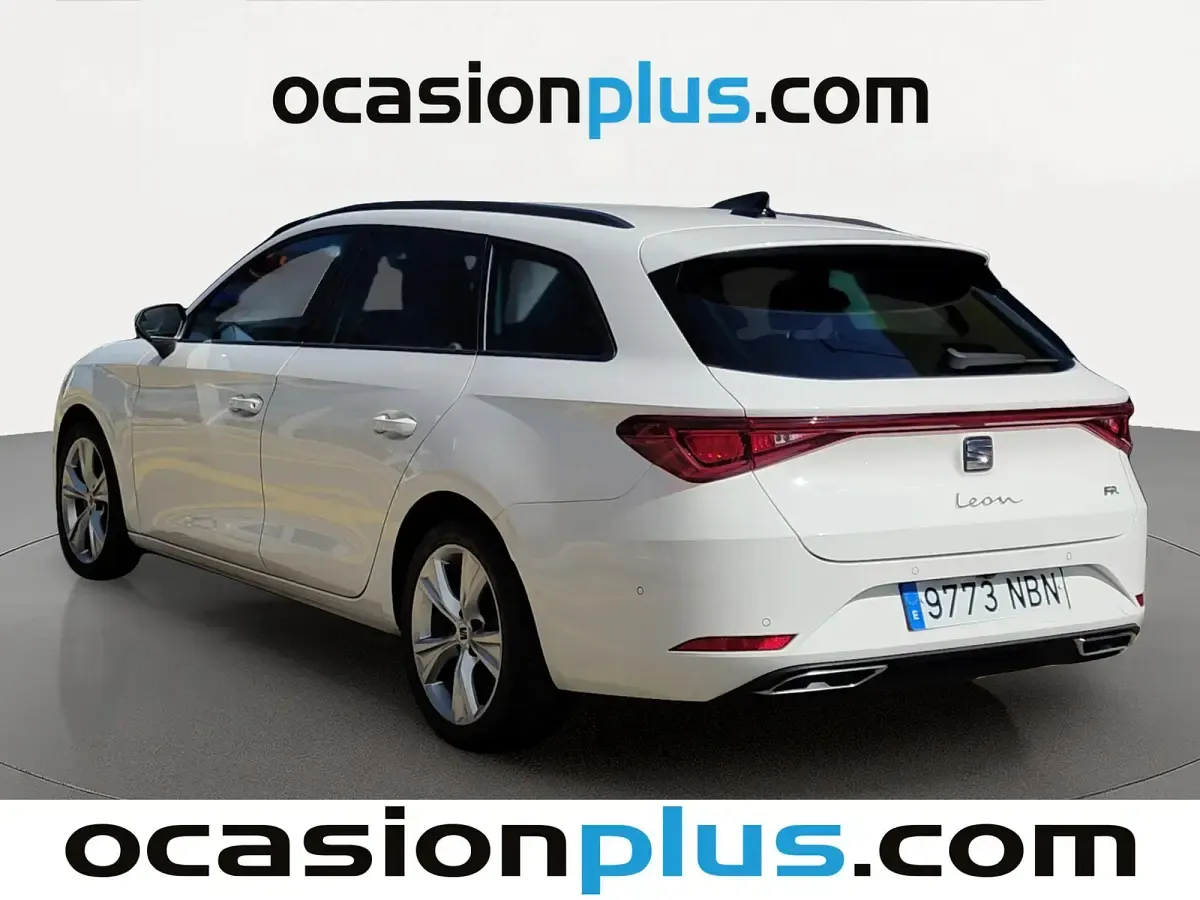 Usado Seat Leon ST FR 150 CV (110 kW) 2025 Blanco Familiar