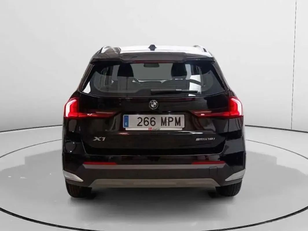 Usado BMW X1 136 CV (100 kW) 2024 Negro SUV