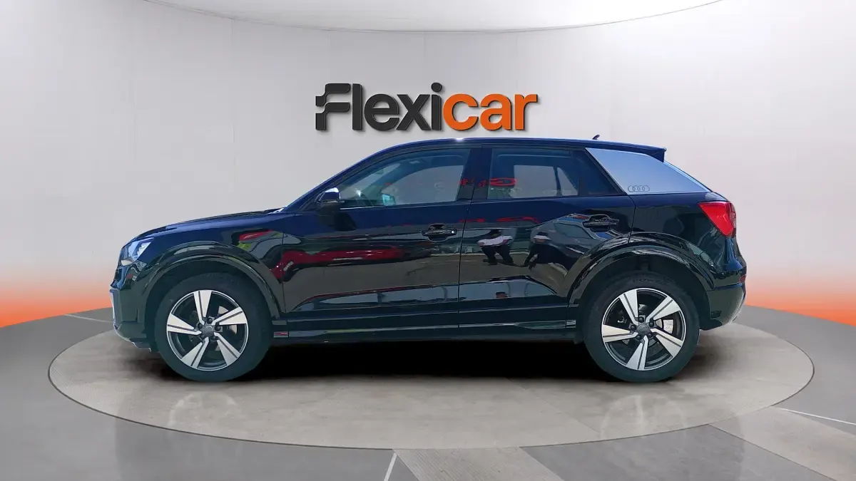 Usado Audi Q2 Advanced Plus 116 CV (85 kW) 2019 Negro SUV