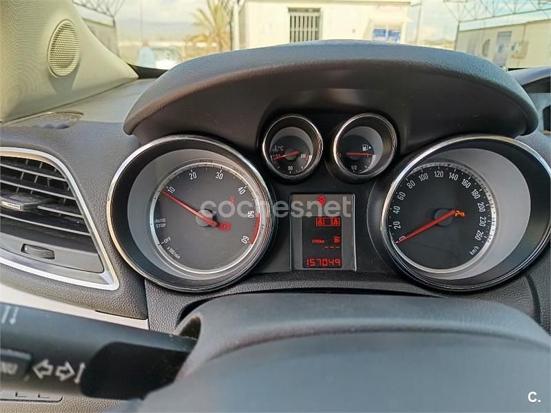 Usado Opel Mokka Selective 136 CV (100 kW) 2015 Blanco SUV