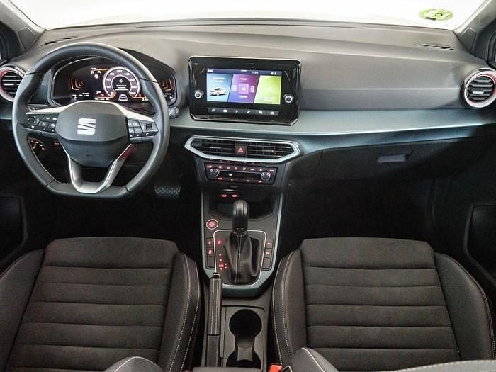 Usado Seat Arona Xperience 115 CV (84 kW) 2025 Blanco SUV