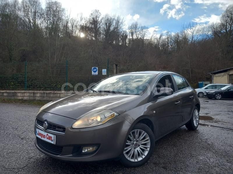 Usado Fiat Bravo Active 120 CV (88 kW) 2007 Marrón Utilitario