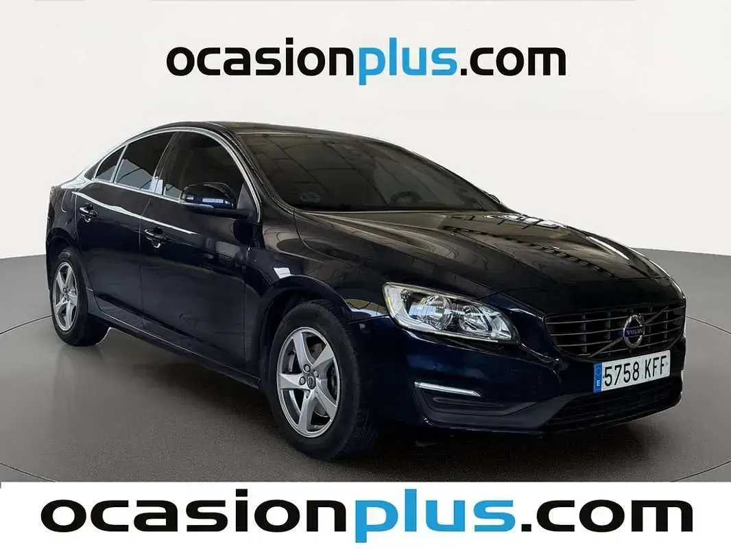 Usado Volvo S60 Momentum 120 CV (88 kW) 2017 Azul Berlina