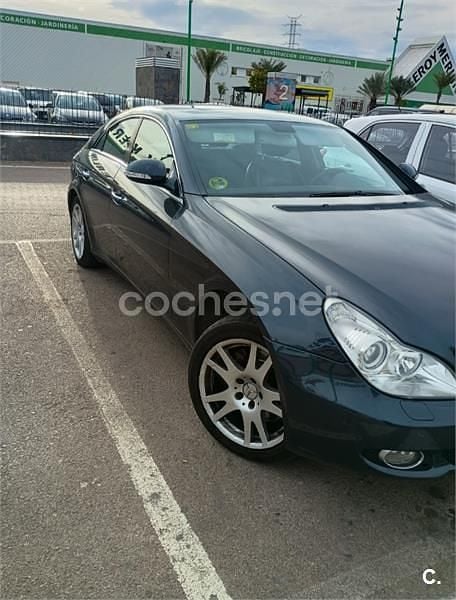 Azul Usado 2004 Mercedes CLS350 Berlina | 8900 € - Imagen 1/4