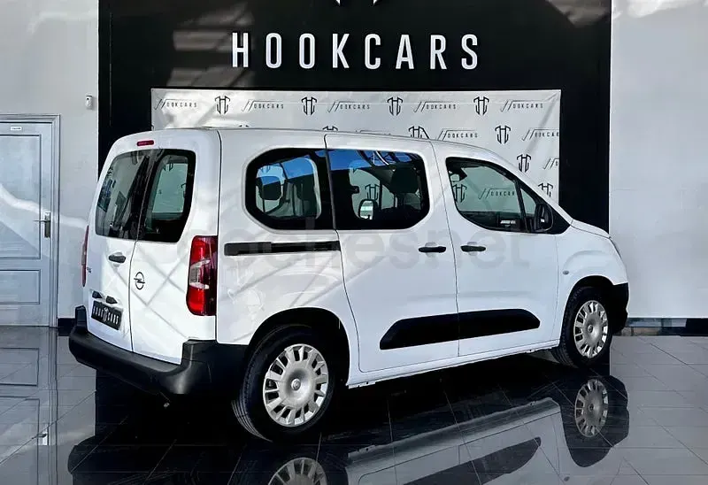 Usado Opel Combo Life Edition 102 CV (75 kW) 2020 Blanco Monovolumen