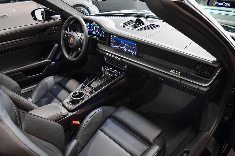 Nuevo Porsche 911 541 CV (397 kW) 2025 Negro