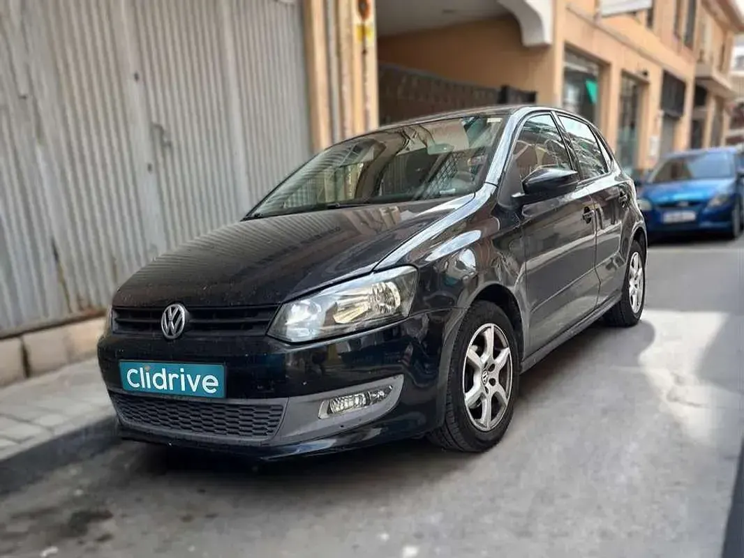 Usado VW Polo Advance 86 CV (63 kW) 2010 Negro Utilitario