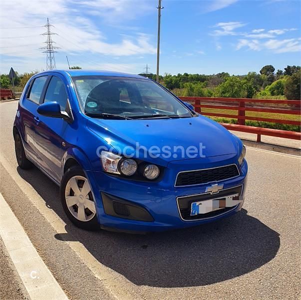 Usado Chevrolet Aveo LS 86 CV (63 kW) 2013 Azul Berlina