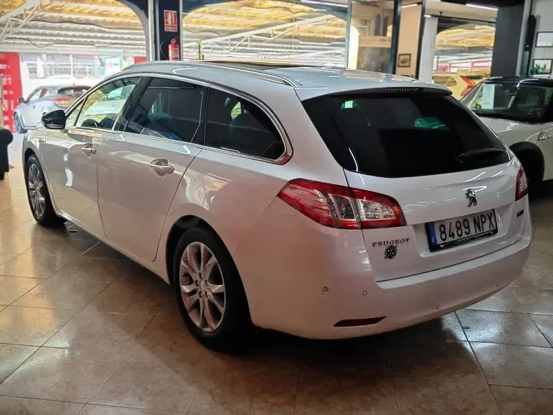 Usado Peugeot 508 SW Allure 120 CV (88 kW) 2017 Blanco Familiar