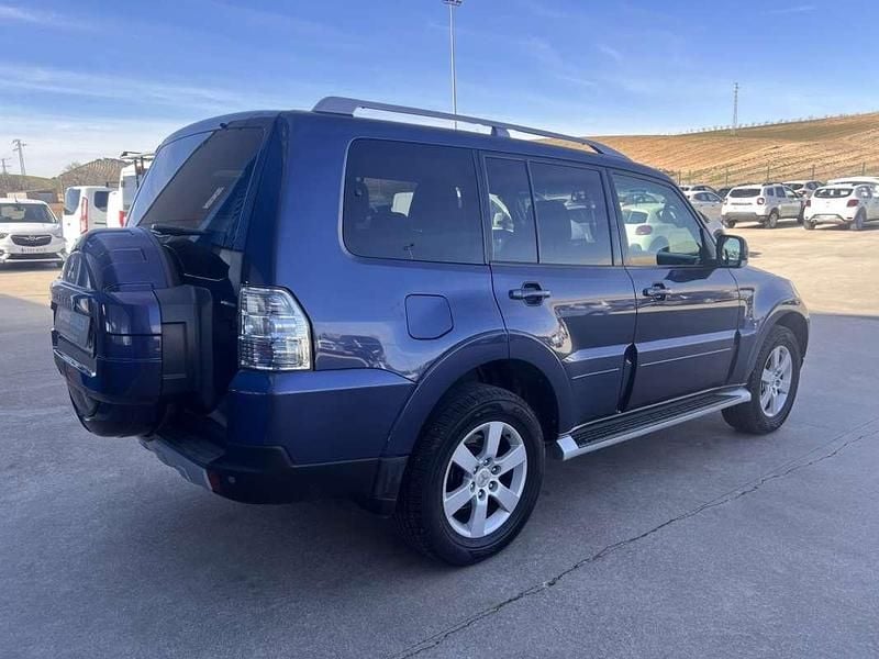 Usado Mitsubishi Montero 160 CV (117 kW) 2008 Azul SUV