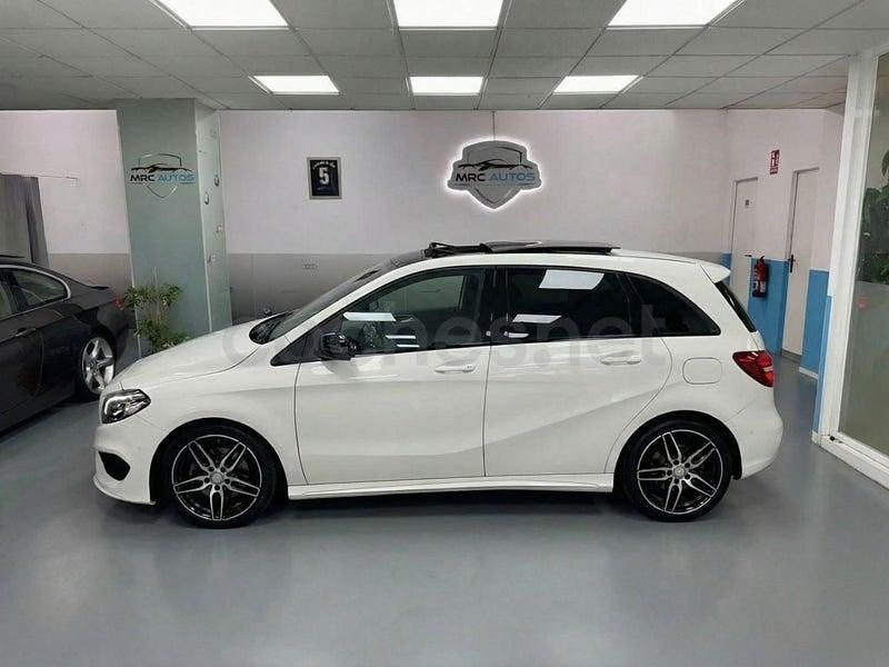 Usado Mercedes B200 136 CV (100 kW) 2017 Blanco Monovolumen