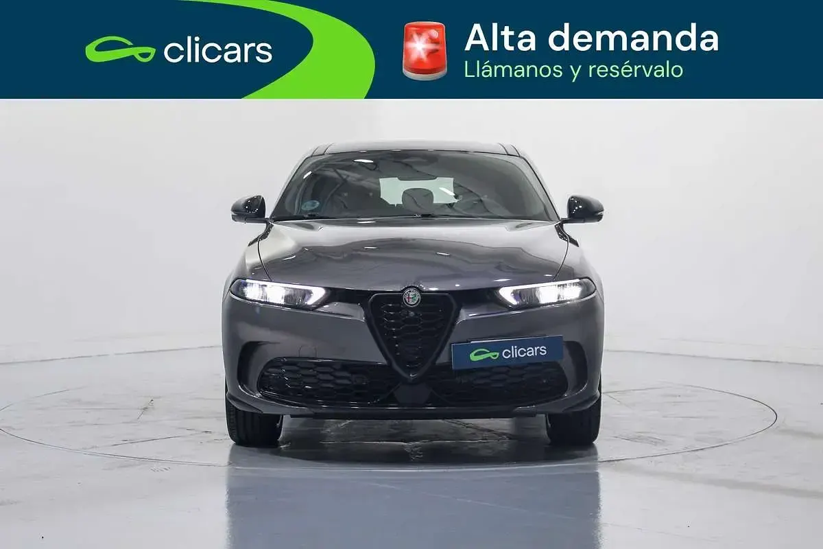 Usado Alfa Romeo Tonale Sprint 131 CV (96 kW) 2024 Gris SUV