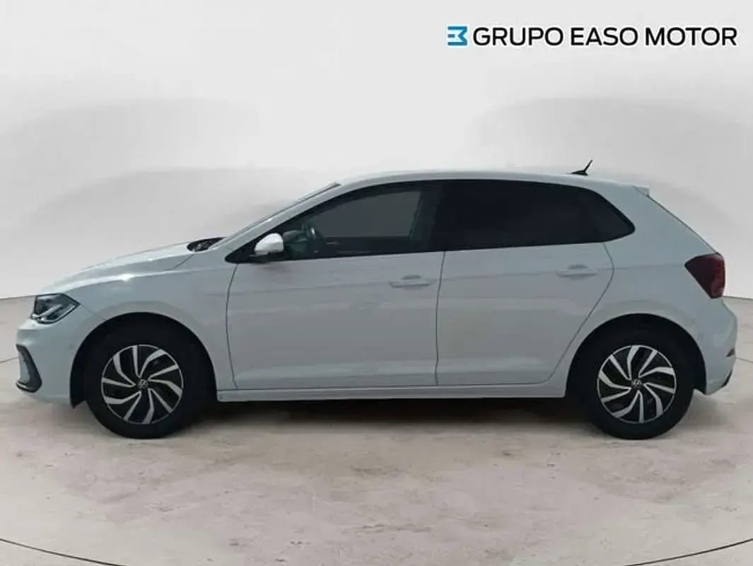 Usado VW Polo Life 95 CV (69 kW) 2023 Blanco Utilitario