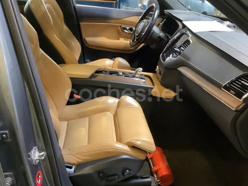 Usado Volvo XC90 Inscription 400 CV (294 kW) 2017 Gris / plata SUV