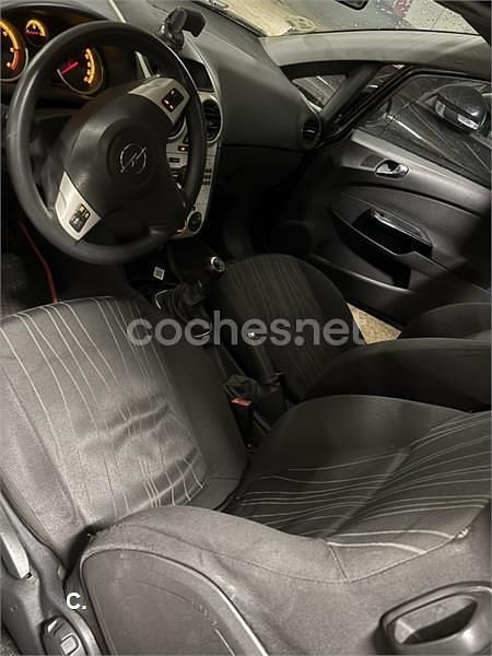 Usado Opel Corsa Enjoy 90 CV (66 kW) 2007 Negro Utilitario