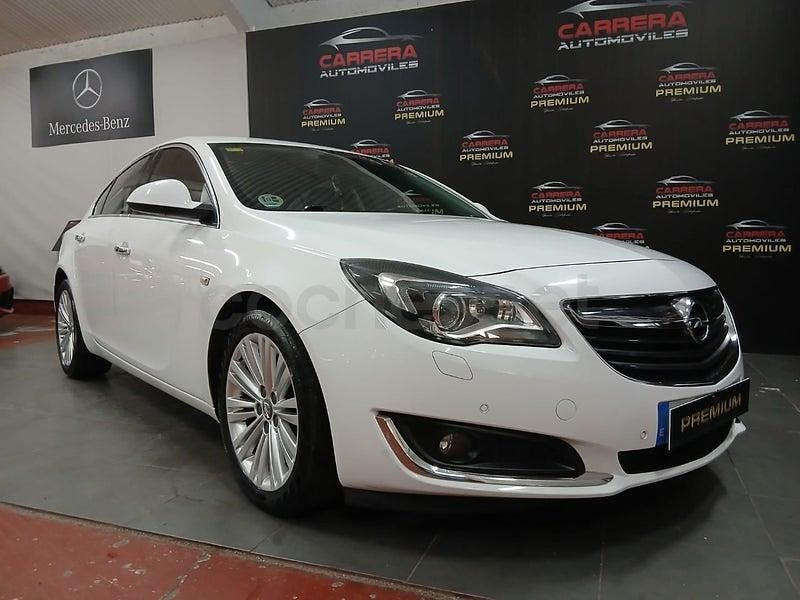 Usado Opel Insignia Excellence 140 CV (102 kW) 2015 Blanco Berlina