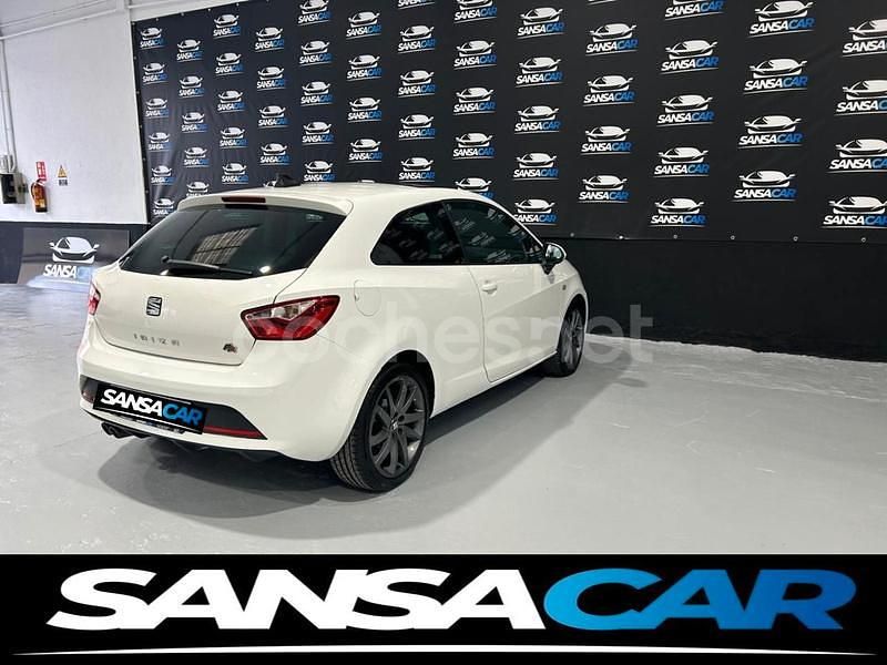 Usado Seat Ibiza SC FR 105 CV (77 kW) 2015 Blanco Utilitario