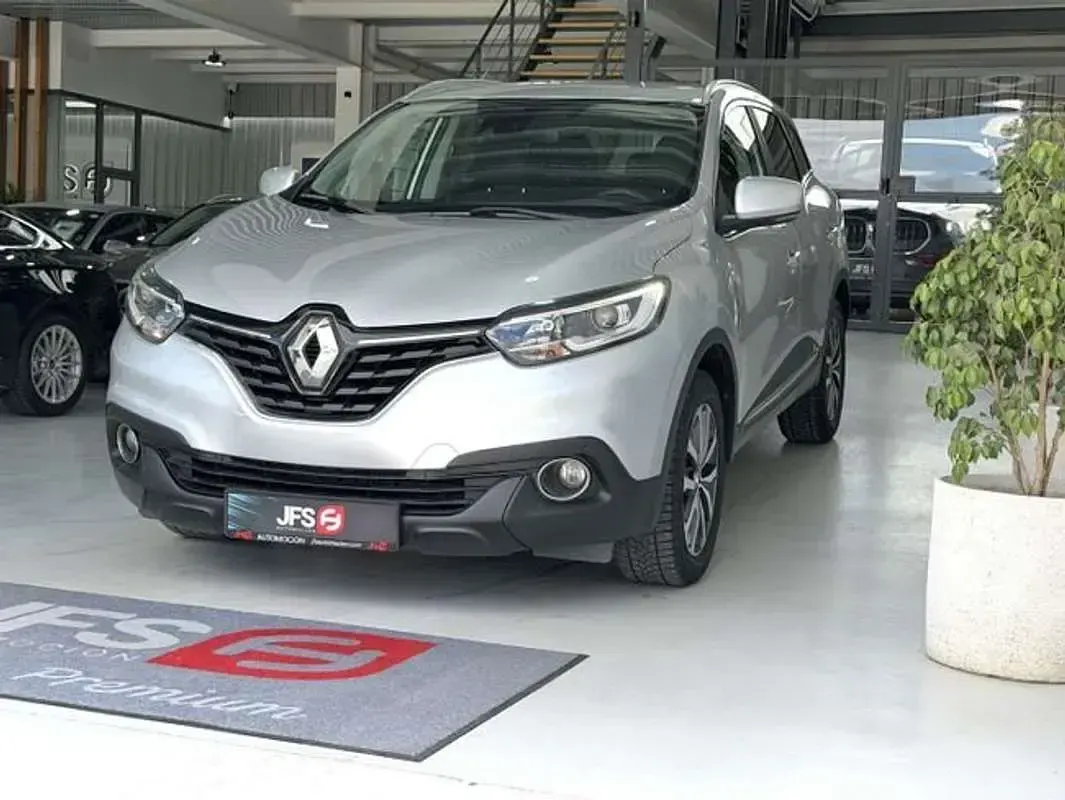 Usado Renault Kadjar 115 CV (84 kW) 2017 Plateado SUV