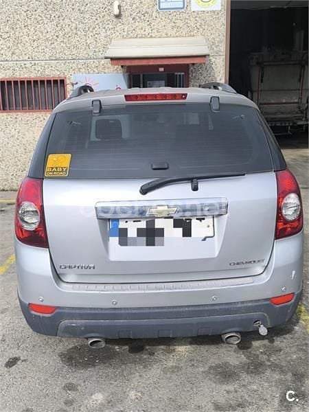Usado Chevrolet Captiva 150 CV (110 kW) 2009 Gris / plata SUV
