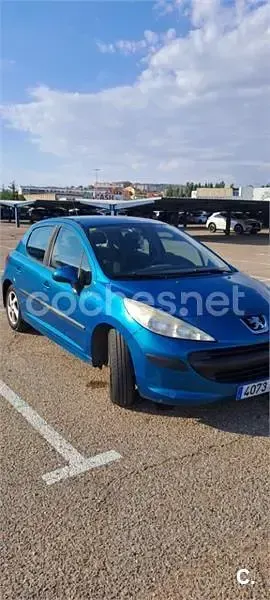 Usado Peugeot 207 90 CV (66 kW) 2007 Azul Berlina