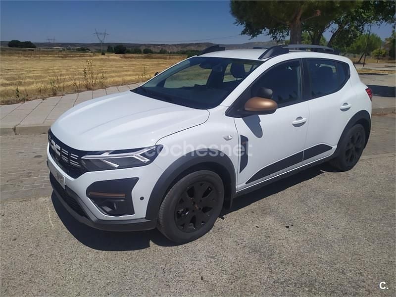 Blanco Usado 2025 Dacia Sandero Extreme Utilitario | 17.000 € (Precio justo) - Imagen 1/4