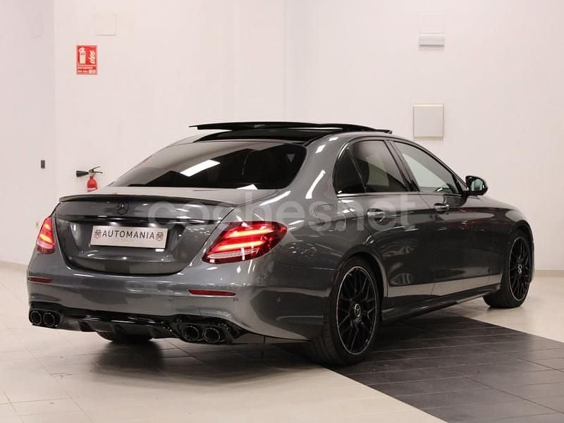 Usado Mercedes E450 367 CV (269 kW) 2020 Gris / plata Berlina