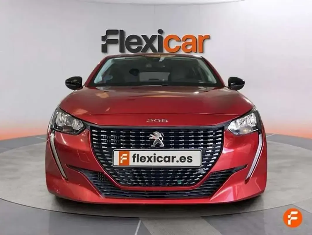 Usado Peugeot 208 Allure 101 CV (74 kW) 2023 Rojo Utilitario