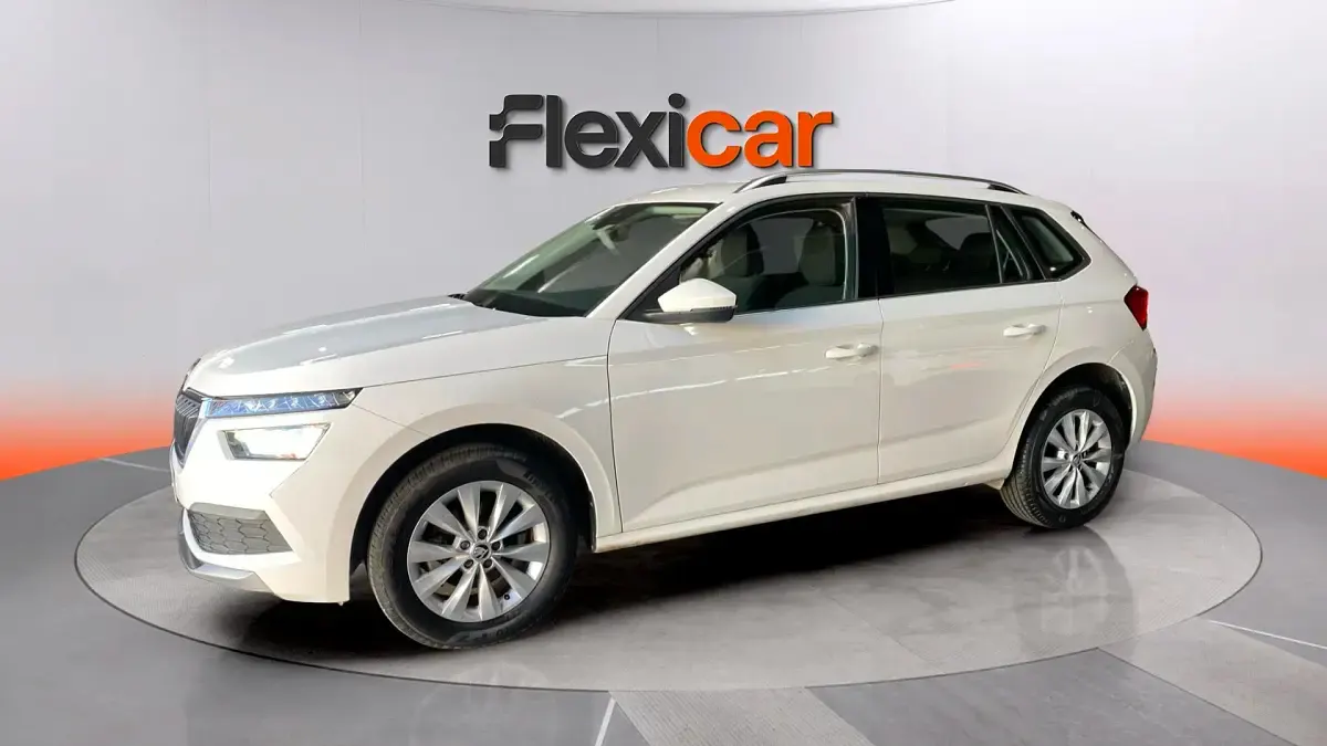Usado Skoda Kamiq Ambition 110 CV (80 kW) 2021 Naranja SUV