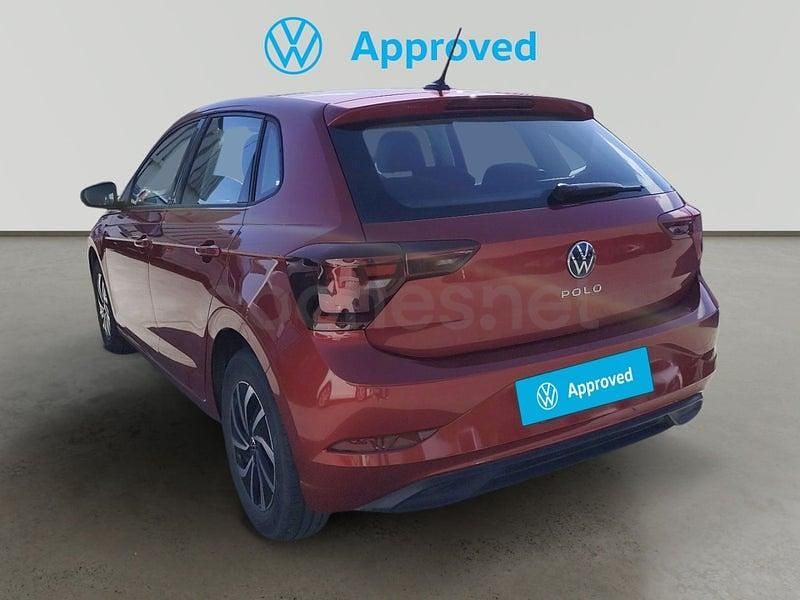 Usado VW Polo Life 95 CV (69 kW) 2022 Rojo Utilitario