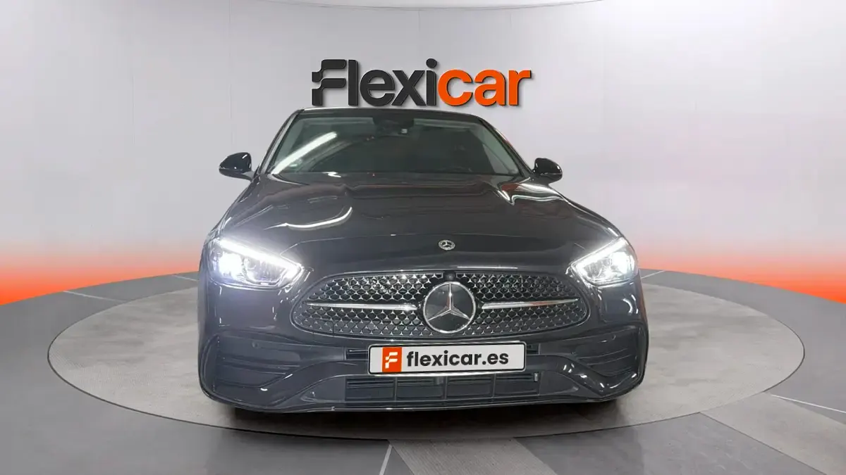 Usado Mercedes C200 163 CV (119 kW) 2023 Gris Familiar