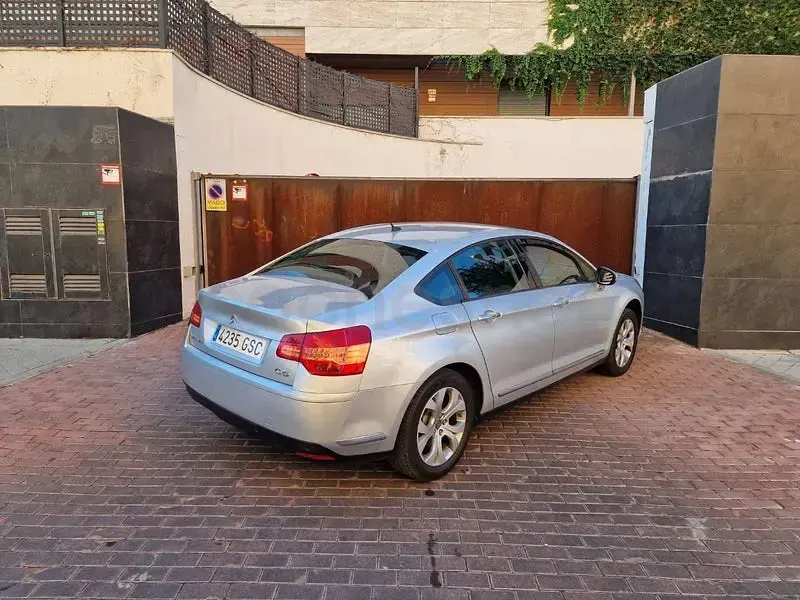 Usado Citroën C5 Exclusive 140 CV (102 kW) 2010 Gris / plata Berlina