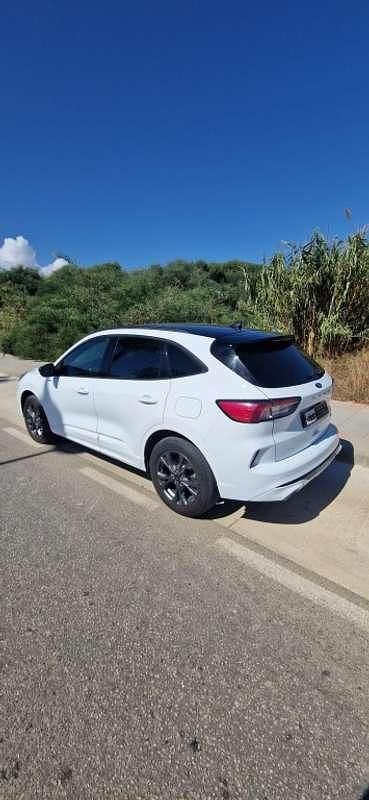 Usado Ford Kuga ST-Line 224 CV (164 kW) 2022 Blanco SUV