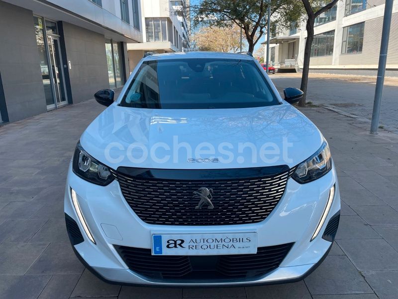 Usado Peugeot 2008 Allure 110 CV (80 kW) 2022 Blanco SUV