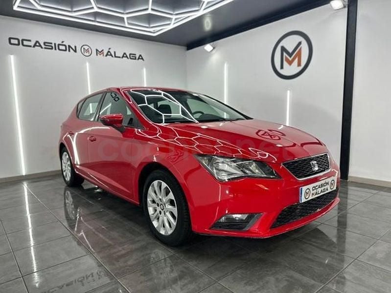 Usado Seat Leon Reference 90 CV (66 kW) 2017 Rojo Berlina